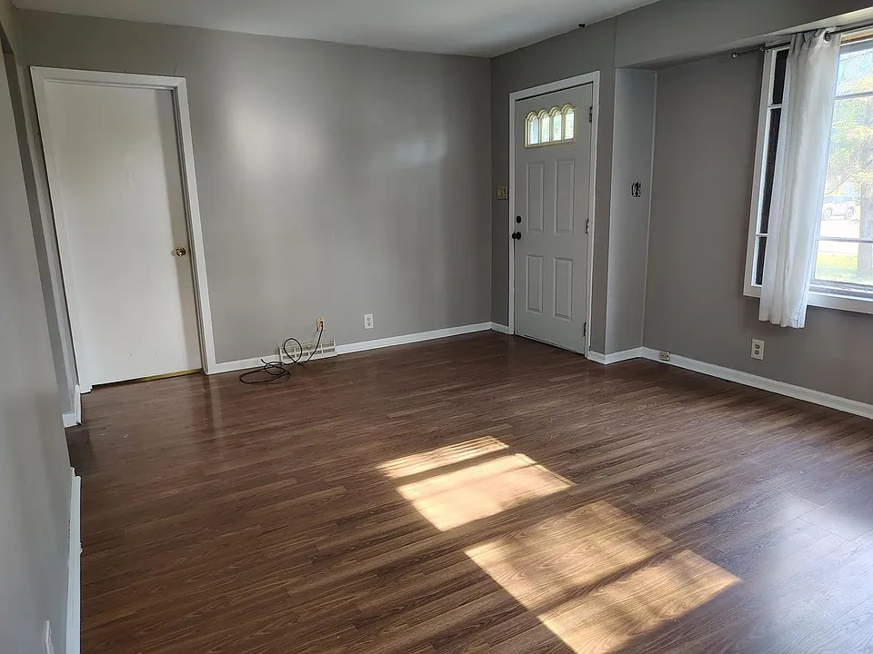 4628 W Drexel Ave