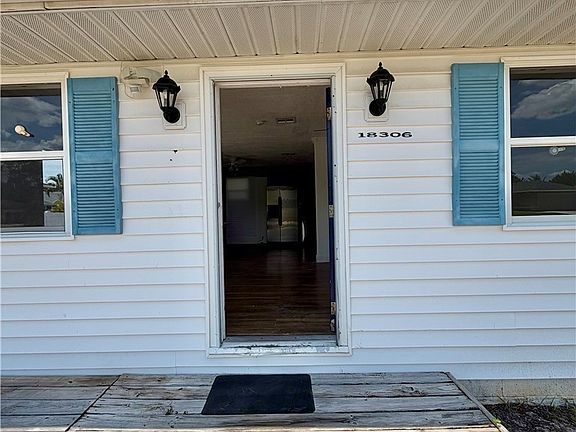 3rd image of 18306 Hepatica Rd