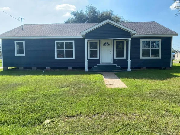 1302 Celeste St, Vinton, LA 70668