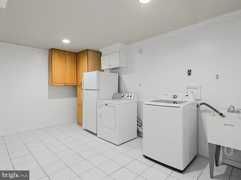 8463 Monarch Ct — Photo 51