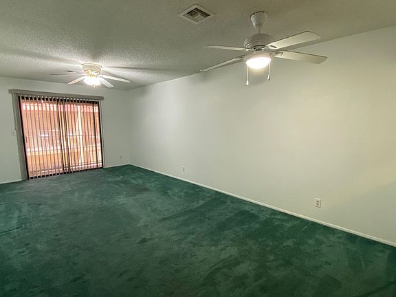 3rd image of 1910 Swanson Ave Unit B4