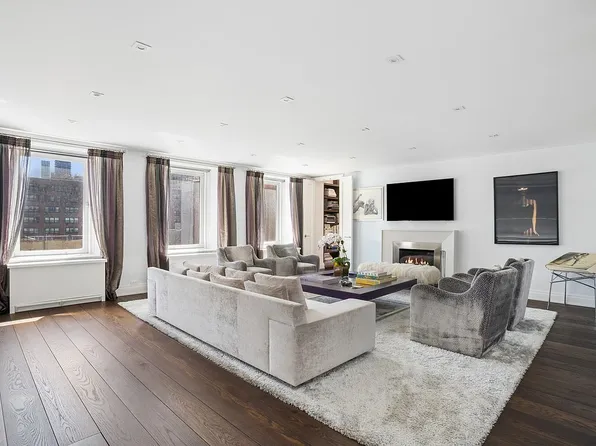 340 E 72nd St APT 9S, New York, NY 10021