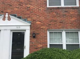 105 Towne Square Dr, Newport News, VA 23607