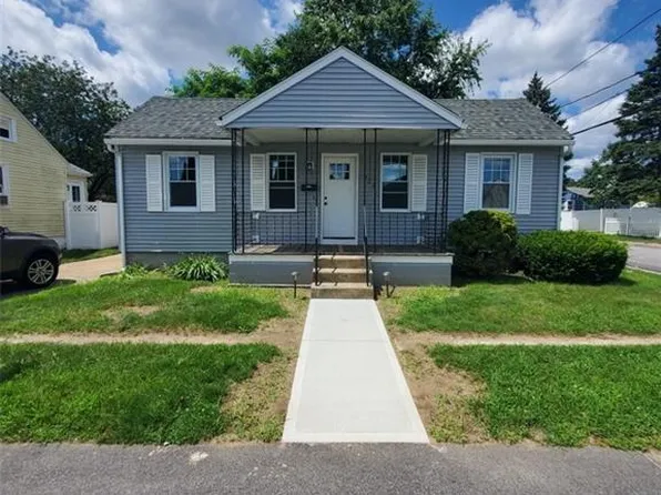 423 Harrington Ave, Warwick, RI 02888