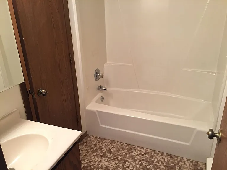 843 Driftwood Dr #6 — Photo 8
