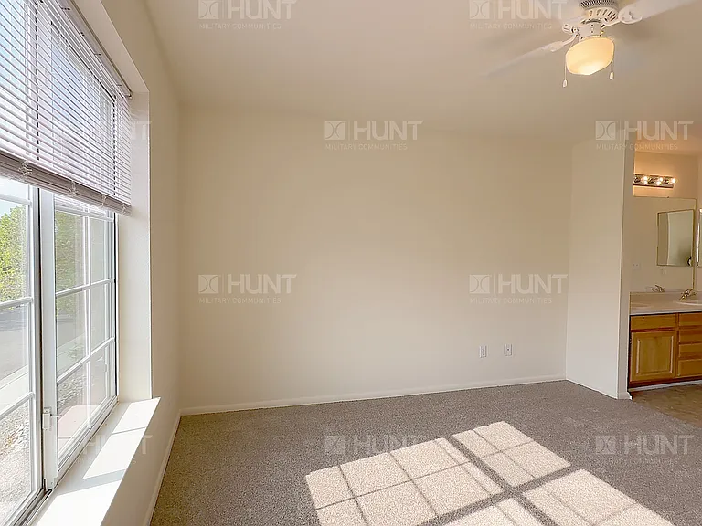 909B Mountain Laurel Cir SE — Photo 9
