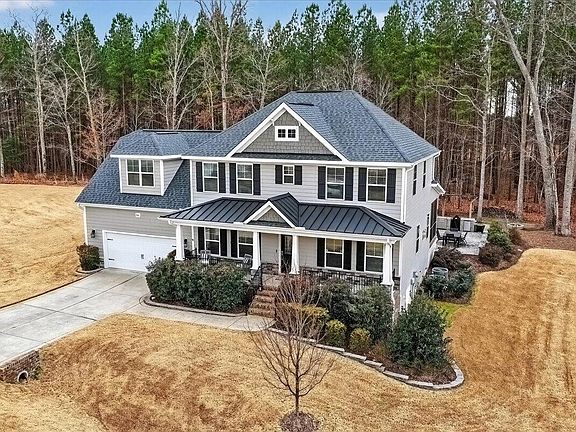 3rd image of 8805 Rainer Way