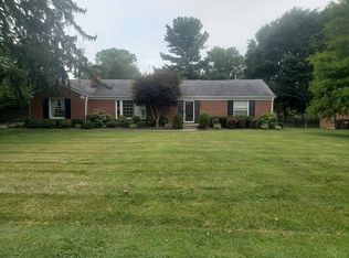 210 N Chadwick Rd, Louisville, KY 40223