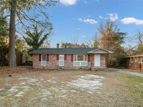 1672 Wellons Dr, Fayetteville, NC 28304