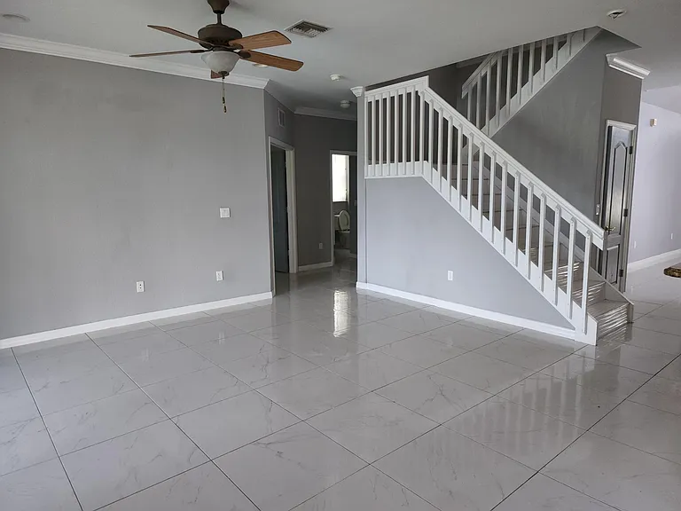 8686 Pegasus Dr — Photo 16