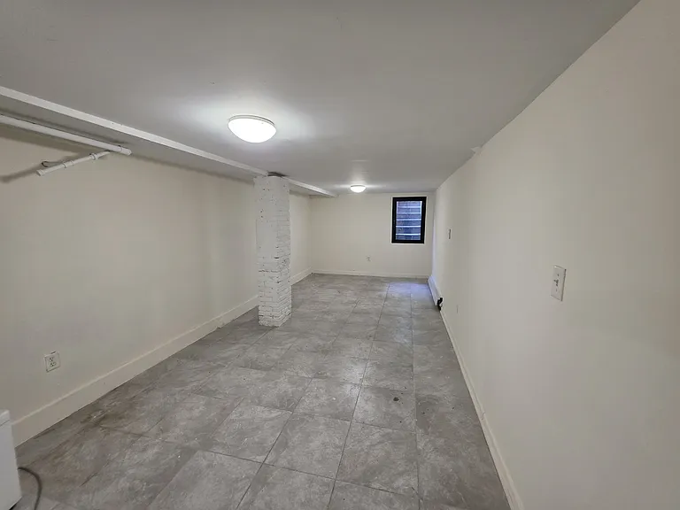 84 George St #1R — Photo 18