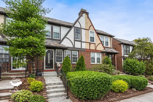 67-100 Dartmouth Street 