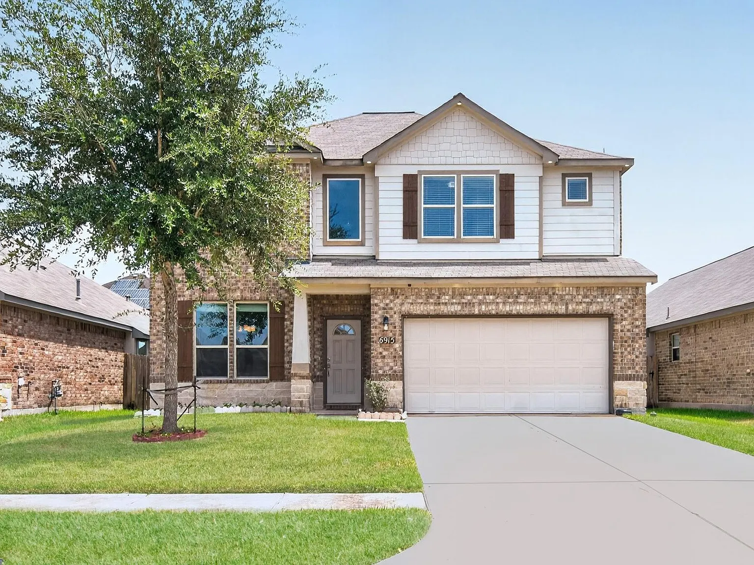 5 bed, 4.0 bath, 3017 sqft, $2,650 — Photo 2