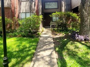 7447 Cambridge St APT 8, Houston, TX 77054