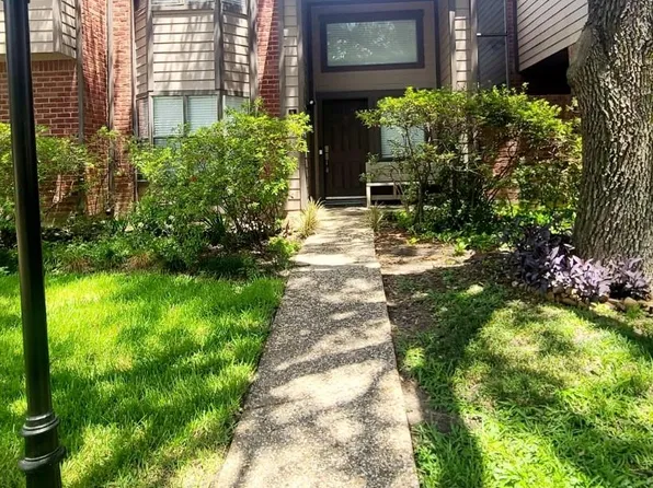 7447 Cambridge St APT 8, Houston, TX 77054