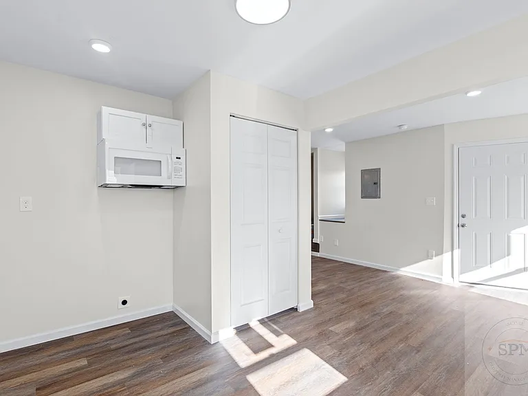 502 E Ormsby Ave #2 — Photo 11