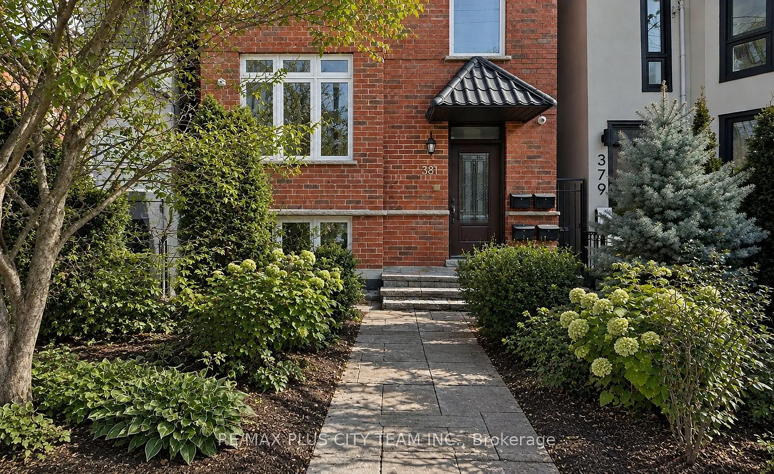 2 bed, $3,100 — Photo 2
