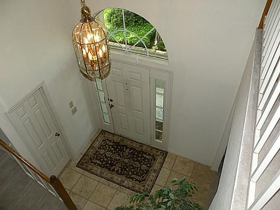 2nd image of 4021 Valdez Ct