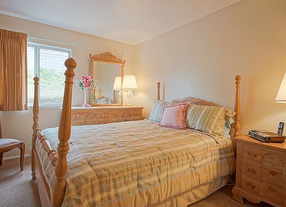 4th image of 3092 Daybreak Ct