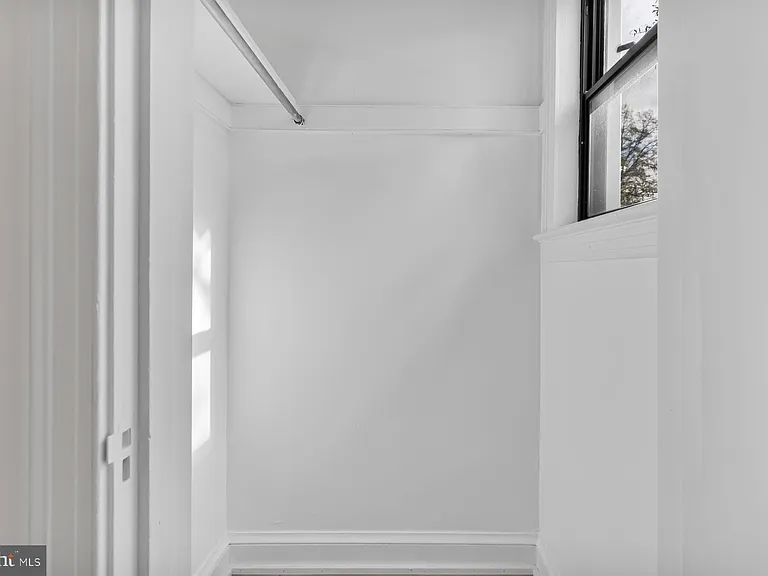 1353 Nicholson St NW #4 — Photo 16