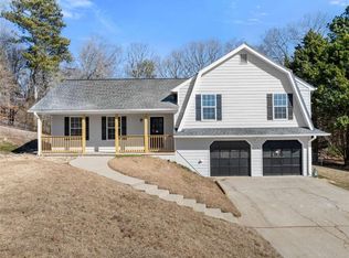 4693 Spring Ridge Dr, Flowery Branch, GA 30542