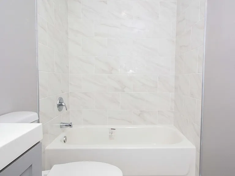882 N Fallon St — Photo 20