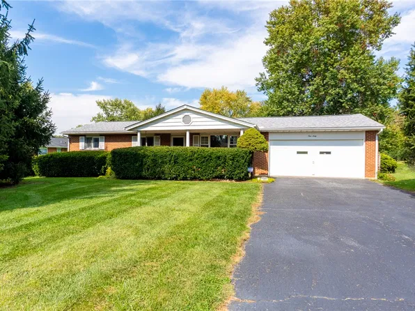 160 Chestnut Ave, Franklin, OH 45005
