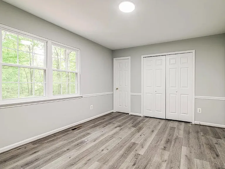 10885 Oak Green Ct — Photo 32