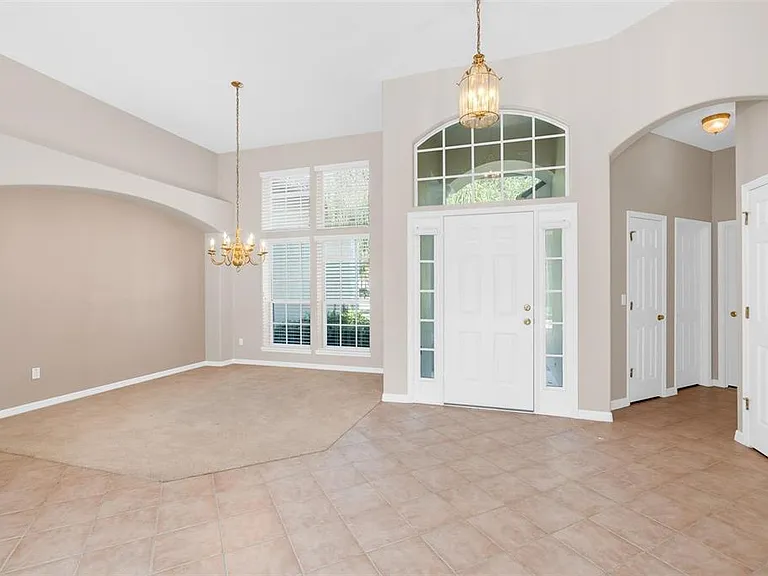 3865 Winding Lake Cir — Photo 10
