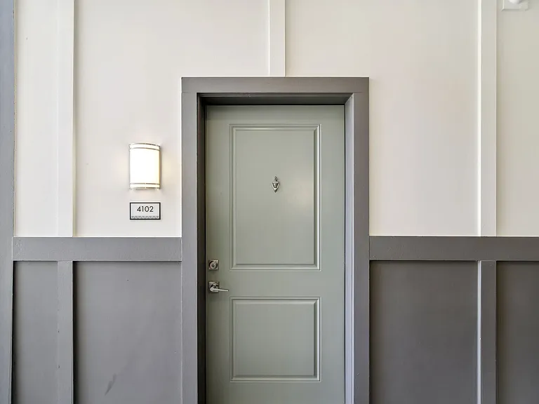 Somerset Apartments — Photo 16