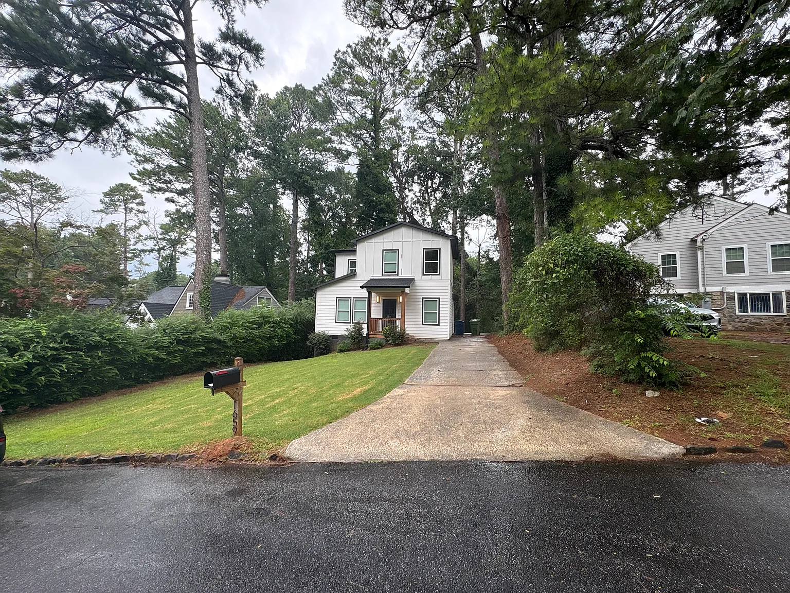 3 bed, 2000 sqft, $3,000 — Photo 2