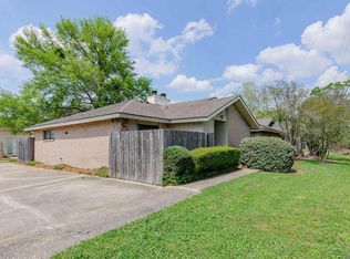 8119 Summa Ave APT C, Baton Rouge, LA 70809