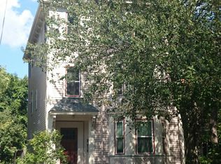 96 Chestnut St #2, Brookline, MA 02445