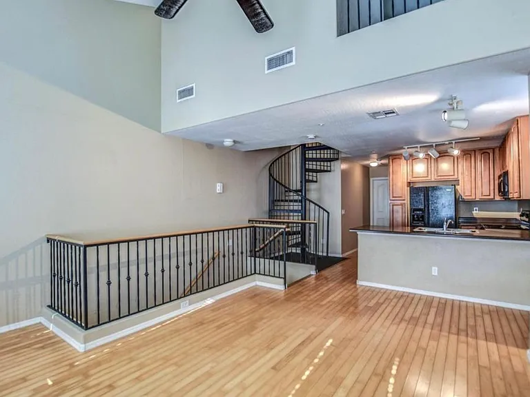 880 W Aspen Way — Photo 6