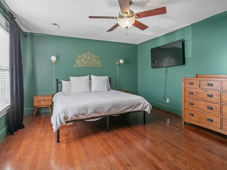 1208 Goodview Ave — Photo 34
