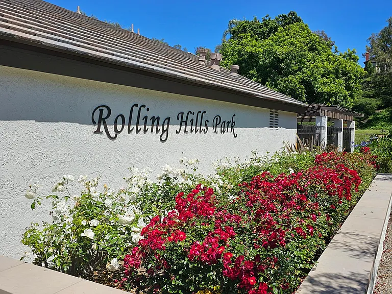25721 Weston Dr — Photo 32