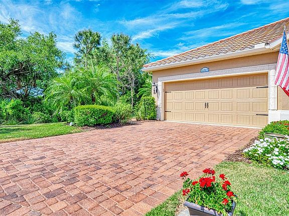 2nd image of 11513 Fakahatchee Ct