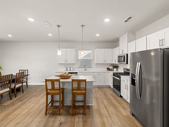 Spacious Kitchen with Island
