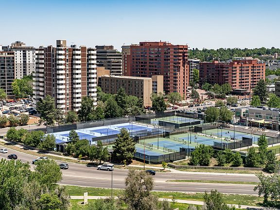 5th image of 3100 Cherry Creek Dr S