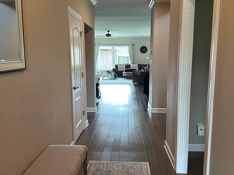 1100 Helm Place Ln — Photo 3