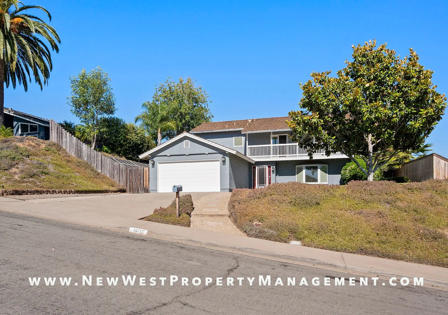 Renovated Poway 5-Bedroom, Available Now! Small Pet Ok! — Photo 3