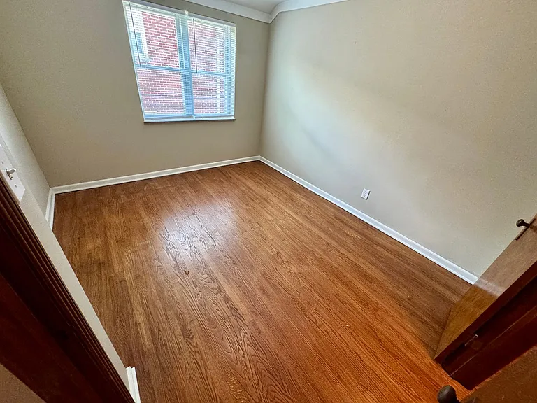1784 Northwest Blvd — Photo 23