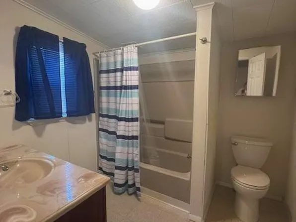 802 Grant St, Pottsville, PA 17901