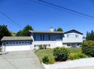 1012 Appleland Dr, Wenatchee, WA 98801