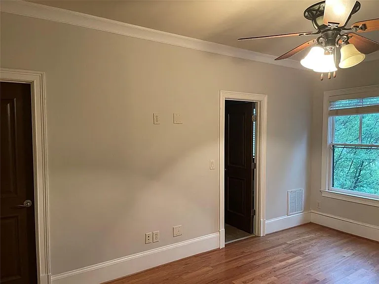 384 16th St NW #3 — Photo 34