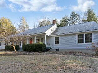 12 Rockaway Rd, Falmouth, ME 04105