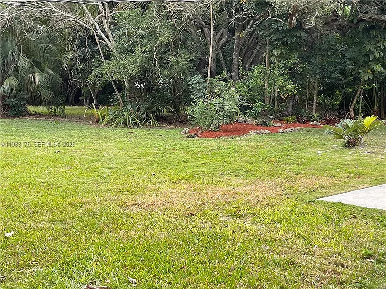 14155 Old Cutler Rd — Photo 27