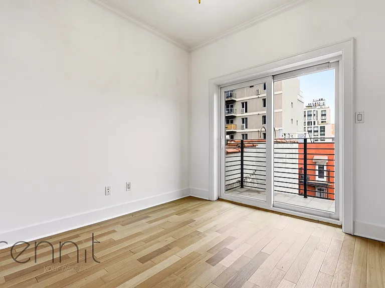 187 20th St #3B — Photo 5
