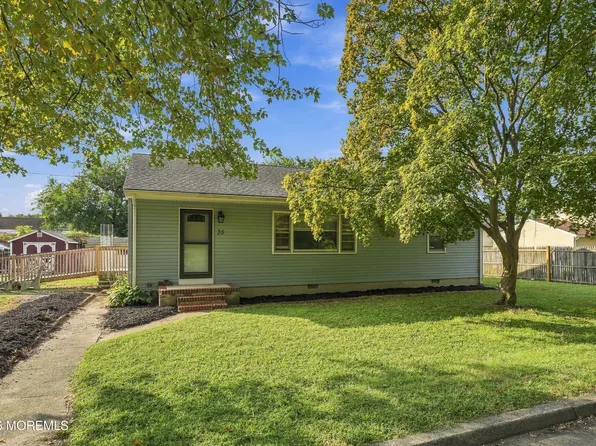 35 Wood Avenue, Port Monmouth, NJ 07758