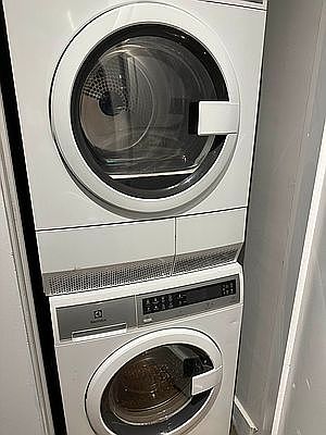 2nd image of 2156 2nd Ave APT 3C